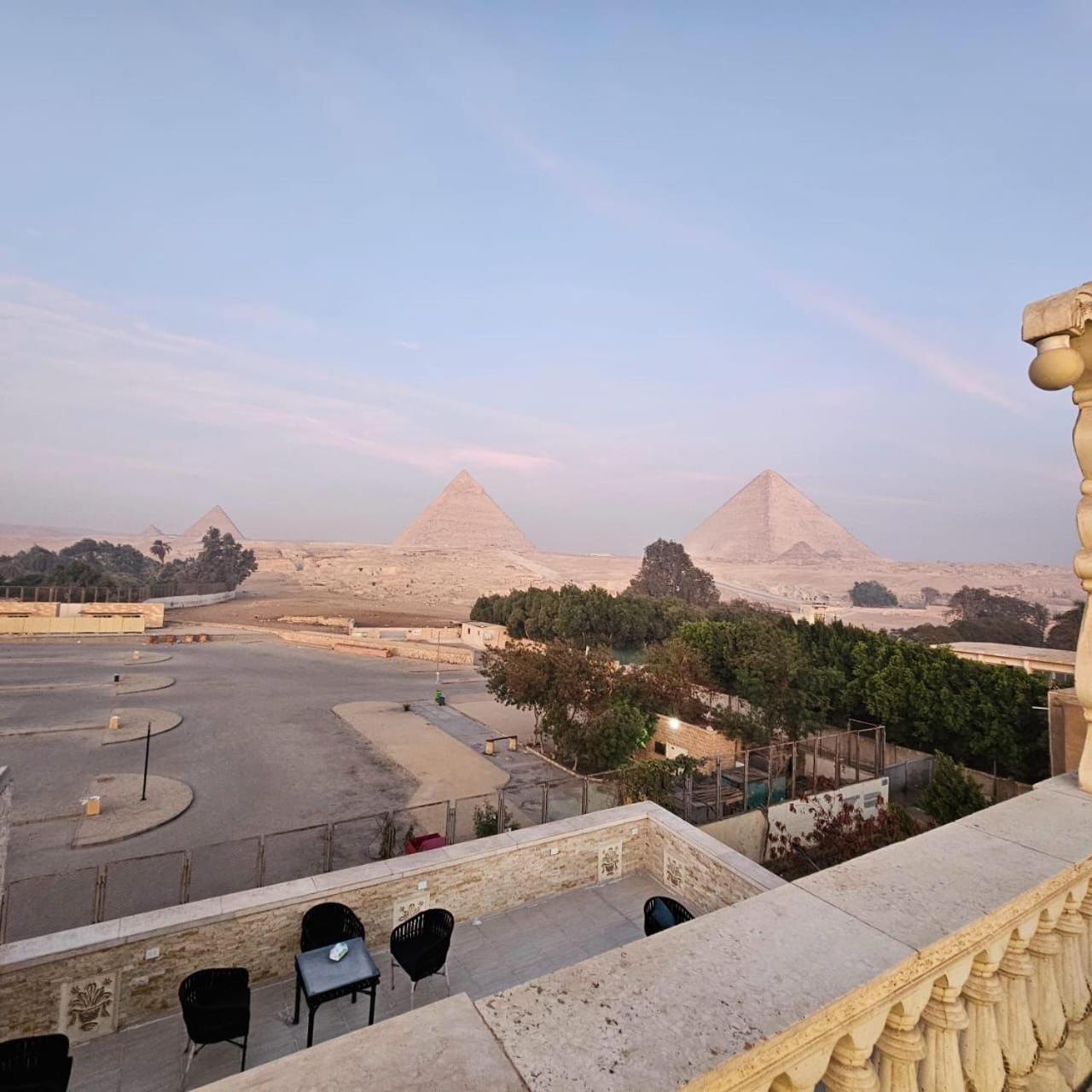 Great Scarab Pyramids View Kafret el-Gabal Exterior foto